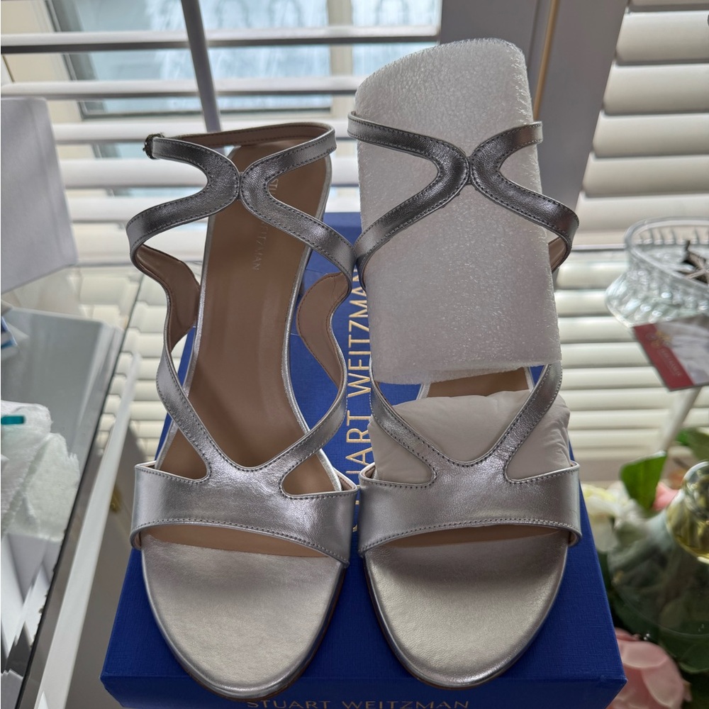 Stuart Weitzman Mariposa Metallic Silver Sandals Sz 9.5.  NWT